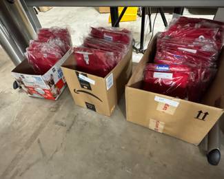 new scrubs tops and bottoms multiple sizes