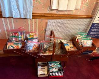 Expandable Vintage Sewing Kit