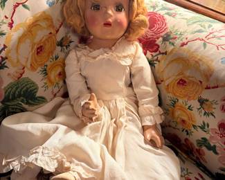 Gorgeous Antique Doll with perfect hair and face. Needs restrung but well worth the price
