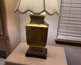 Vintage brass chinoiserie table lamps (2) 