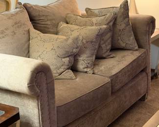 Sofa when matching pillows 