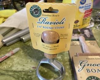 Fun cooking stuff - Ravioli stamp