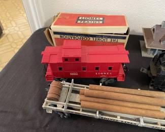 Lionel train caboose