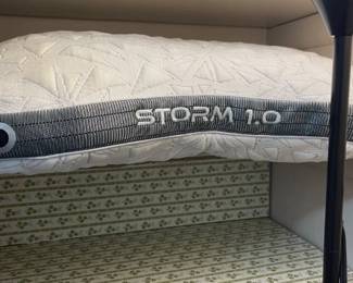 "Storm 1.0" Bed pillow - 2 each 