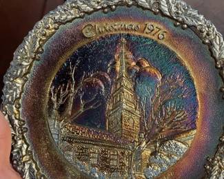 Set of 10 - Fenton Carnival "Christmas in America"  plates