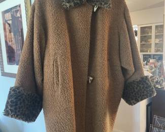 Great Wrap Coat w/ faux cuffs and collar