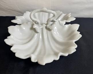 C. Tielsch and Company , Altwasser Cabaret Leaf Dish 