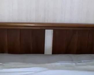 Mid Century Modern MCM Queen Headboard Metal Frame Bed with Bedding