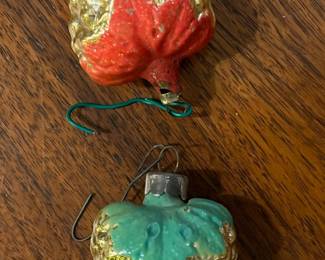 C105 - $20. Vintage European Hand Painted Glass Ornaments Grapes. 
