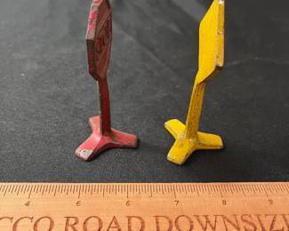 C72 -  $35. 1930's Cast Iron Toy Road Signs For A Train Set. 