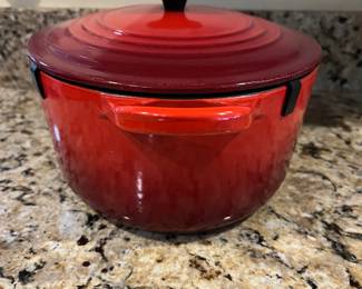C8 - $150. Le Creuset #29. Dutch Oven. Appears to only have been used a couple times - very gently. Enamel has no pitting. 