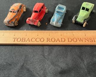 C81 - $40. Lot of 16 Vintage Metal Toy Cars, Planes, Truck & Tractor. 