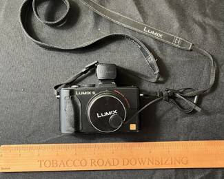C67 - $60. Vintage Lumix Panasonic DMC-LX5 Digital Camera. W/ Live View Finder, Battery and Charger. Tested and Works.