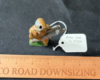 C65 - $60. Barclay Manoil Lead Toy Soldier W/ Bomb. Metal Cast Co. # 23A