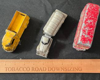 C81 - $40. Lot of 16 Vintage Metal Toy Cars, Planes, Truck & Tractor. 