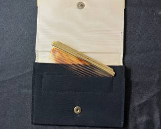 C70 - $30. Vintage 1950's Needlework Purse With Comb an Mirror. 