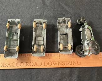 C81 - $40. Lot of 16 Vintage Metal Toy Cars, Planes, Truck & Tractor. 