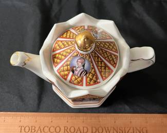 C51 - $15. King Henry VIII 6 Wives Teapot By James Sadler.