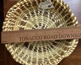 C96 - $25. Annabella Ellis Sweetgrass Basket. 