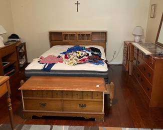 OVERVIEWS! LOTS OF SMALLS AVAILABLE!!! PLEASE SCHEDULE YOUR APPOINTMENT TO COME AND BROWSE SMALLS!