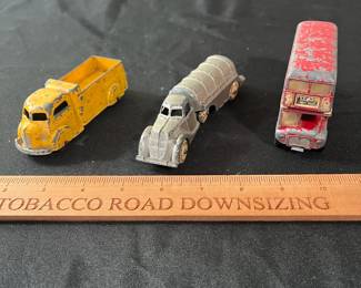 C81 - $40. Lot of 16 Vintage Metal Toy Cars, Planes, Truck & Tractor. 