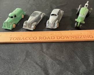 C81 - $40. Lot of 16 Vintage Metal Toy Cars, Planes, Truck & Tractor. 