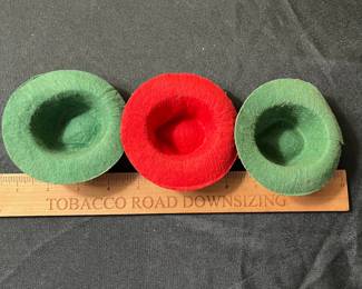 C61 - $20. Vintage Adam Hat Box Sampler W/ 3 Hats.