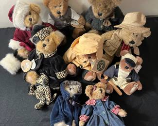 C64 - $25. Boyd's Bears Stuffed Animals. Lot of 9. Most have tags.