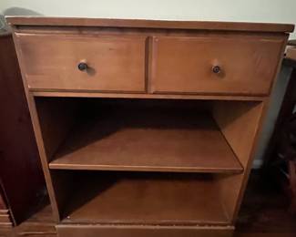 C31 - $30. Single Nightstand. Valley Forge by Baumritter. 