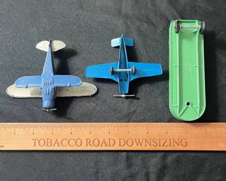 C81 - $40. Lot of 16 Vintage Metal Toy Cars, Planes, Truck & Tractor. 