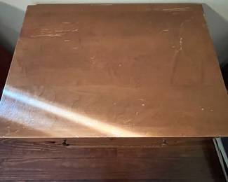 C31 - $30. Single Nightstand. Valley Forge by Baumritter. 