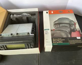 Harley Bagger Rear Speakers And 14 Harley Radio