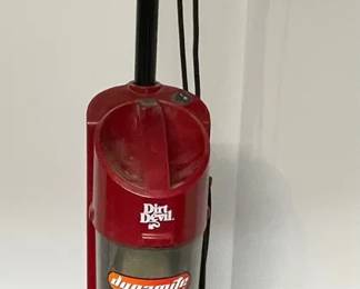 Dirt Devil Vacuum Cleaner 