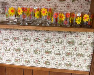 Very retro glassware