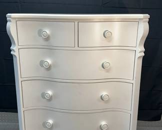 Hooker Furniture White 6 Drawer Chest 