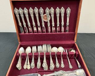 Naken’s Tarnish Proof Silverware Chest