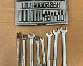 socket wrench set