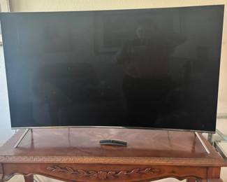 Samsung TV + TV Stand