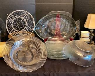 "Frosty Forest Creek" in Martinez, GA Starts Closing Wed 12/10 at 8p. Pickup: Fri 12/12 1-6pm.  Please click here to view more photos, descriptions, and current bids:  https://ctbids.com/estate-sale/40953