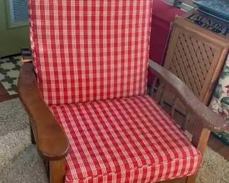 "Frosty Forest Creek" in Martinez, GA Starts Closing Wed 12/10 at 8p. Pickup: Fri 12/12 1-6pm.  Please click here to view more photos, descriptions, and current bids:  https://ctbids.com/estate-sale/40953