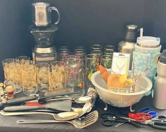 "Frosty Forest Creek" in Martinez, GA Starts Closing Wed 12/10 at 8p. Pickup: Fri 12/12 1-6pm.  Please click here to view more photos, descriptions, and current bids:  https://ctbids.com/estate-sale/40953