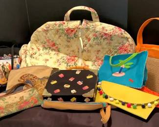 "Frosty Forest Creek" in Martinez, GA Starts Closing Wed 12/10 at 8p. Pickup: Fri 12/12 1-6pm.  Please click here to view more photos, descriptions, and current bids:  https://ctbids.com/estate-sale/40953