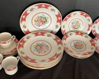 "Frosty Forest Creek" in Martinez, GA Starts Closing Wed 12/10 at 8p. Pickup: Fri 12/12 1-6pm.  Please click here to view more photos, descriptions, and current bids:  https://ctbids.com/estate-sale/40953