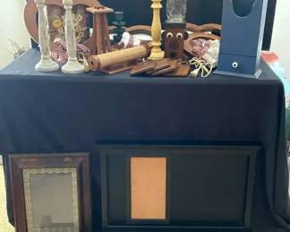 "Frosty Forest Creek" in Martinez, GA Starts Closing Wed 12/10 at 8p. Pickup: Fri 12/12 1-6pm.  Please click here to view more photos, descriptions, and current bids:  https://ctbids.com/estate-sale/40953