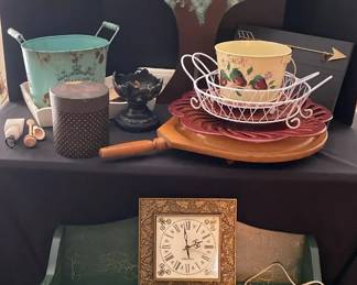 "Frosty Forest Creek" in Martinez, GA Starts Closing Wed 12/10 at 8p. Pickup: Fri 12/12 1-6pm.  Please click here to view more photos, descriptions, and current bids:  https://ctbids.com/estate-sale/40953