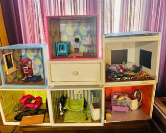 PLAYHOUSE WITH AN ADDITIONAL BOX OF MINIATURE FURNITURE