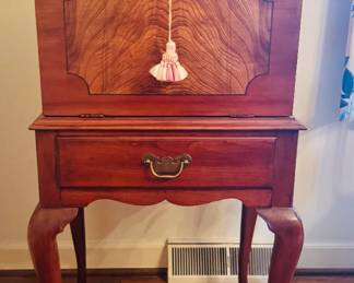 HENKEL HARRIS SILVER CHEST