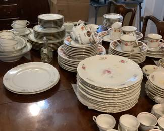 Many China pieces sets