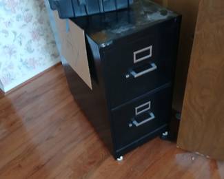 2 and 4 drawer steel vertical file drawer cabinets