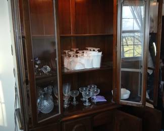 Ethan Allen walnut break front, nice size for most dining rooms, 